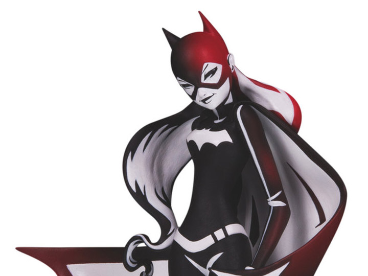 DC Artists Alley Batgirl Figure (Sho Murase) Gallery Image 1