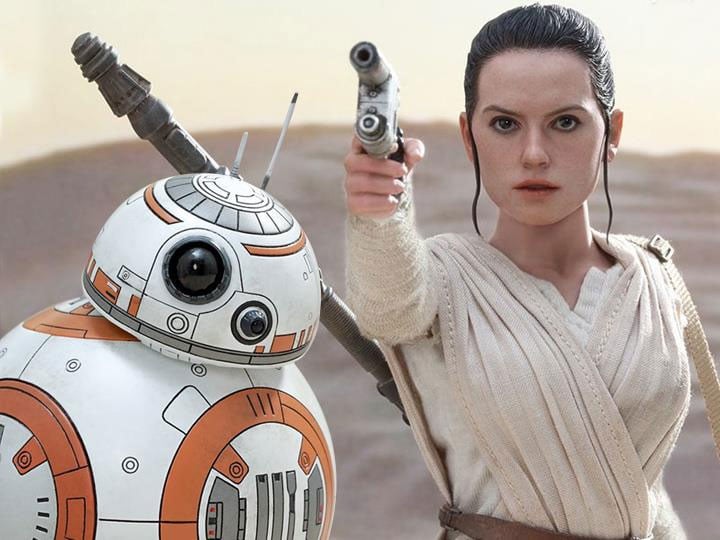 Star Wars: The Force Awakens MMS337 Rey and BB-8 1/6th Scale Collectible Set + $100 BBTS Store Credit Bonus Gallery Image 1