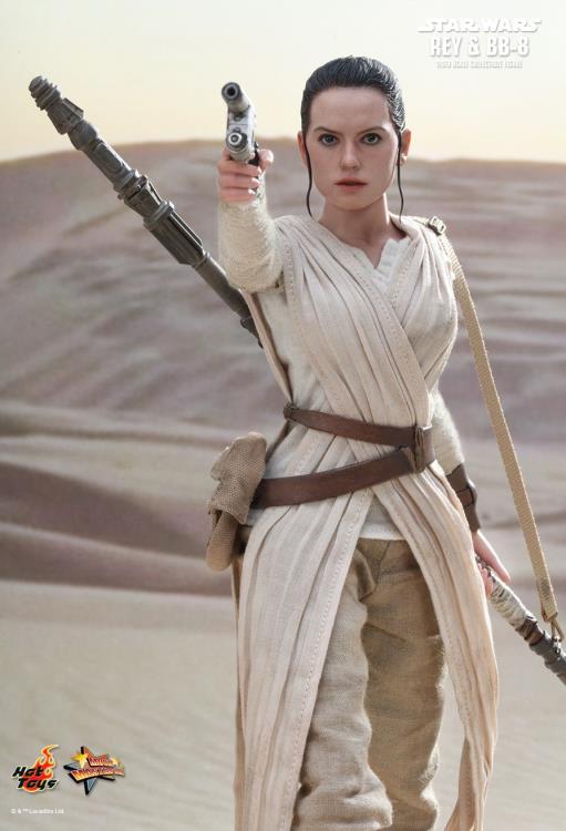 Star Wars: The Force Awakens MMS337 Rey and BB-8 1/6th Scale Collectible Set + $100 BBTS Store Credit Bonus Gallery Image 8