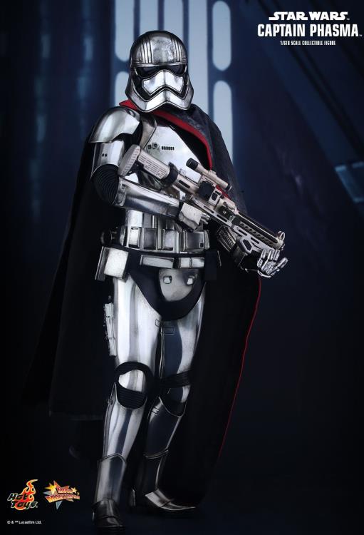 Star Wars: The Force Awakens MMS328 Captain Phasma 1/6th Scale Collectible Figure + $175 BBTS Store Credit Bonus Gallery Image 11