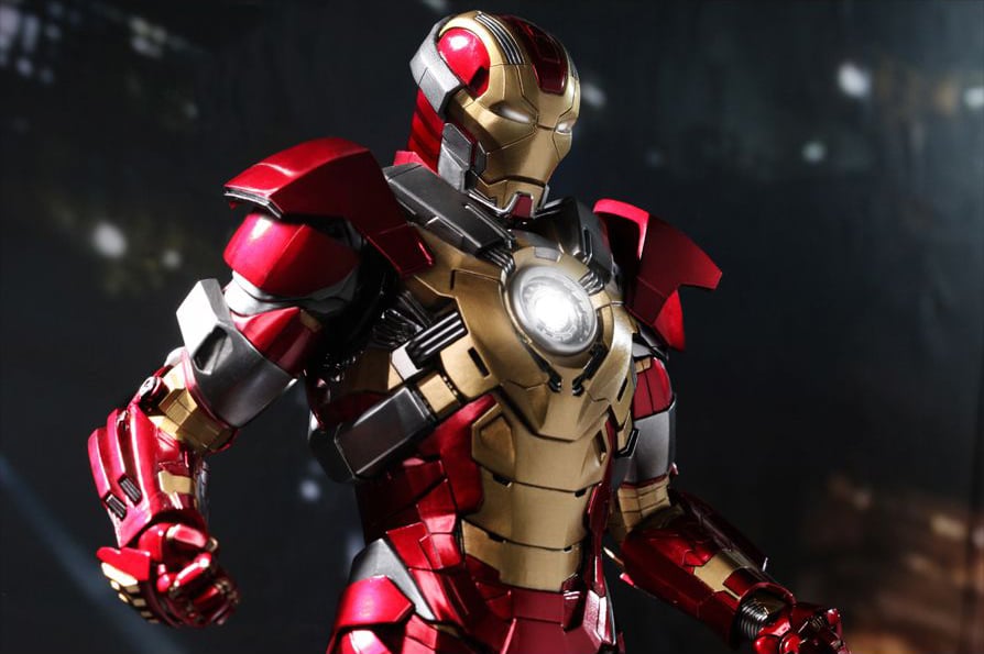 Iron Man 3 MMS212 Heartbreaker (Mark XVII) 1/6th Scale LE Collectible Figure + $100 BBTS Store Credit Bonus Gallery Image 6