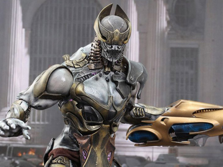 The Avengers MMS227 Chitauri Commander 1/6th Scale Collectible Figure + $150 BBTS Store Credit Bonus Gallery Image 1