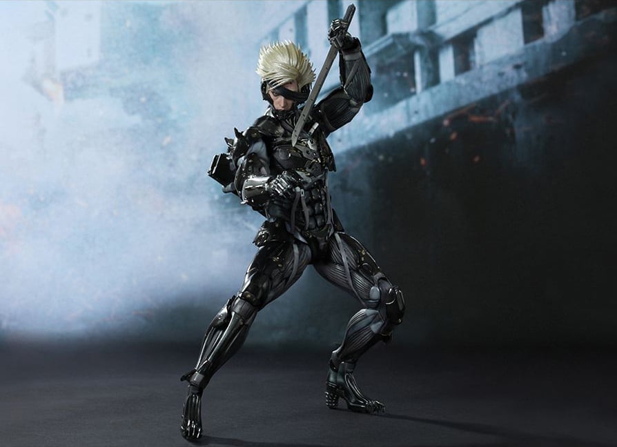 Metal Gear Rising: Revengeance VGM17 Raiden 1/6th Scale