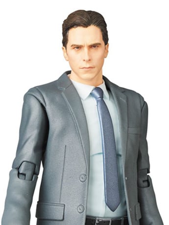 The Dark Knight Trilogy MAFEX No.079 Bruce Wayne Action Figure Gallery Image 2