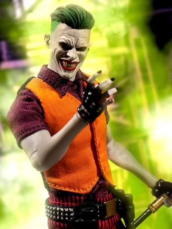 DC Comics One:12 Collective The Joker (Clown Prince of Crime Edition) Gallery Image 2