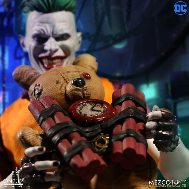 DC Comics One:12 Collective The Joker (Clown Prince of Crime Edition) Gallery Image 9