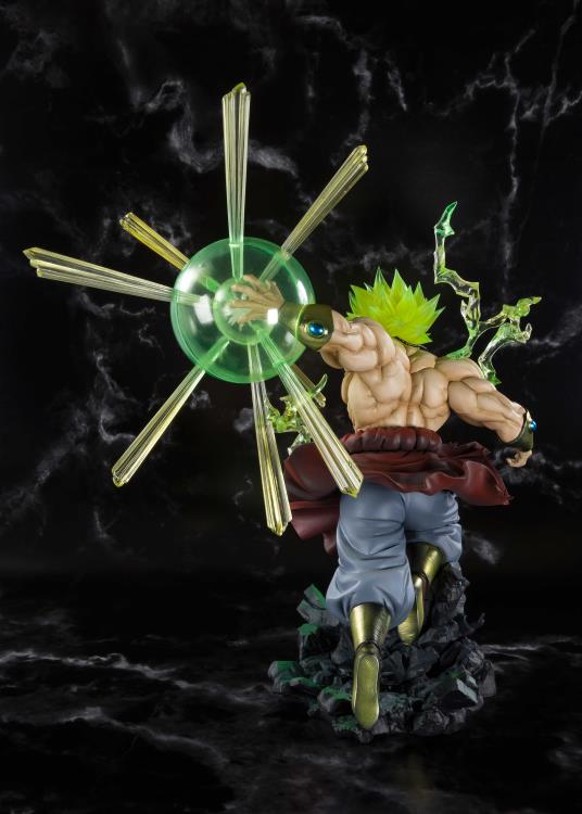 Dragon Ball Z FiguartsZERO Super Saiyan Broly (The Burning Battles) Gallery Image 7