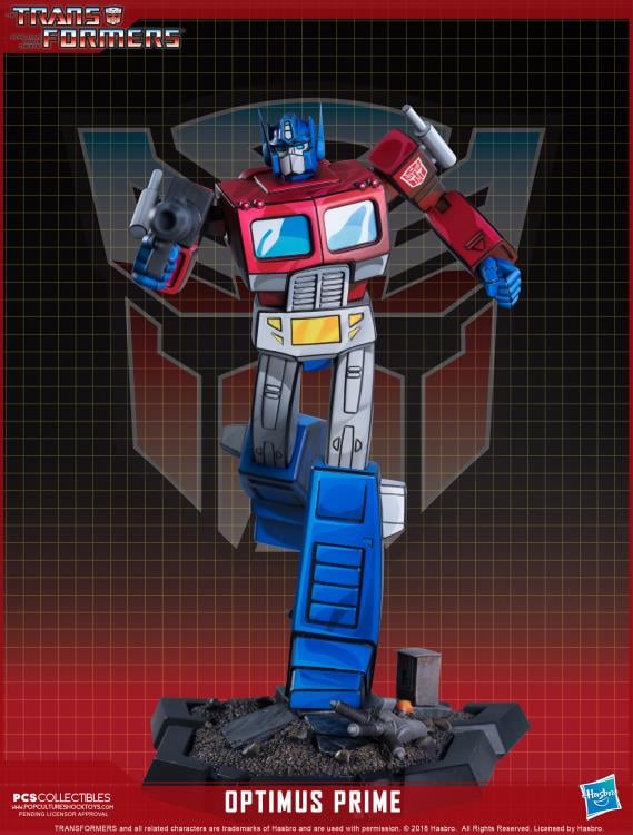 Transformers Classic Scale Optimus Prime Limited Edition Statue Gallery Image 3