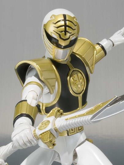 Mighty Morphin Power Rangers S.H.Figuarts White Ranger (Tommy Head Sculpt) Action Figure Gallery Image 2