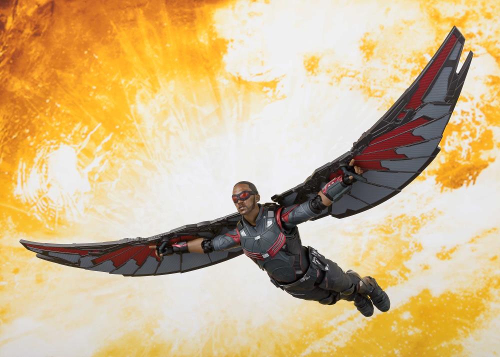 Avengers: Infinity War S.H.Figuarts Falcon Action Figure Gallery Image 4