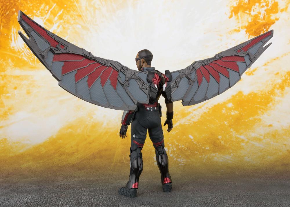 Avengers: Infinity War S.H.Figuarts Falcon Action Figure Gallery Image 6