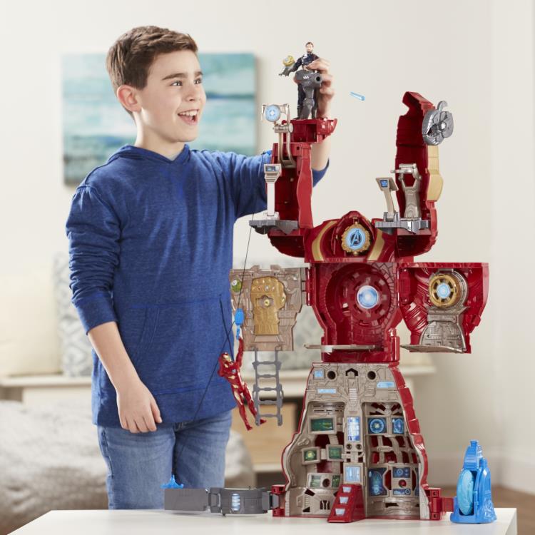 Avengers: Infinity War Hulkbuster Ultimate Figure HQ Playset Gallery Image 6