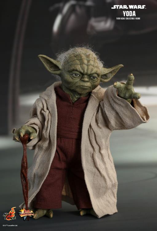 Star Wars: Attack of the Clones MMS495 Yoda 1/6th Scale Collectible Figure Gallery Image 6