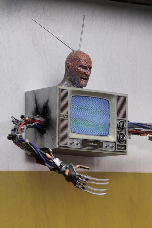 Nightmare on Elm Street Deluxe Accessory Set Gallery Image 7