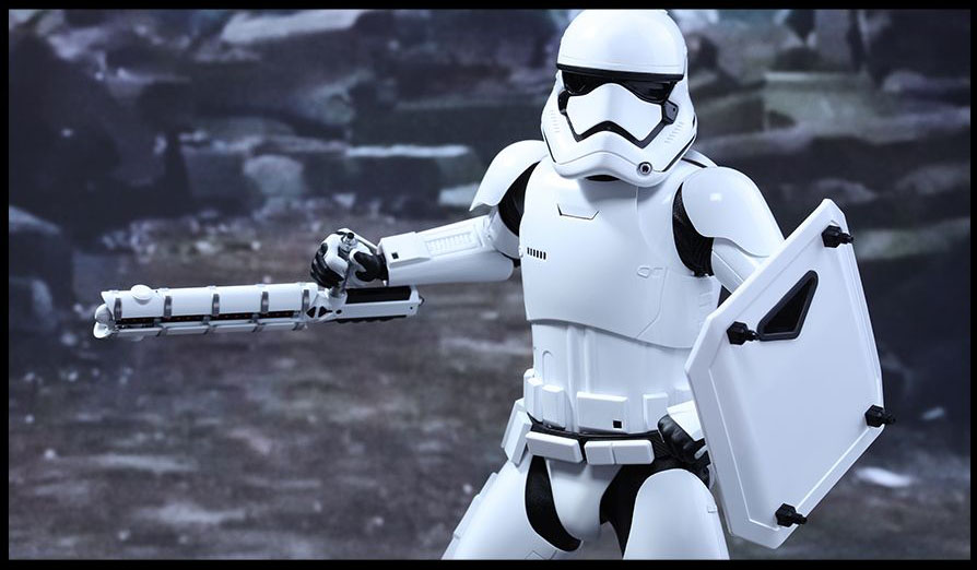 Star Wars: The Force Awakens MMS346 Finn and First Order Riot Control Stormtrooper 1/6th Scale Collectible Set + $150 BBTS Store Credit Bonus Gallery Image 12