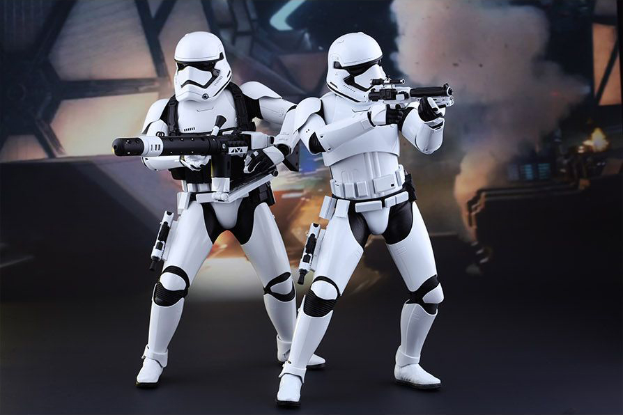 Star Wars: The Force Awakens MMS319 First Order Stormtroopers 1/6th Scale Collectible Figures Set + $275 BBTS Store Credit Bonus Gallery Image 3