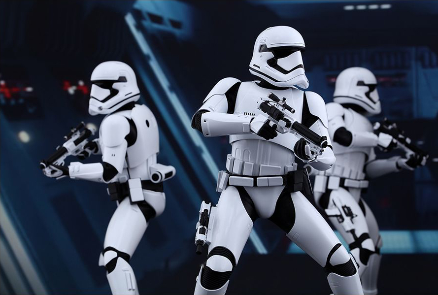 Star Wars: The Force Awakens MMS317 First Order Stormtrooper 1/6th Scale Collectible Figure + $125 BBTS Store Credit Bonus Gallery Image 9