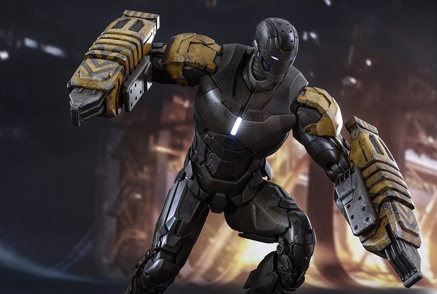 Iron Man 3 MMS277 Striker (Mark XXV) 1/6th Scale Collectible Figure + $150 BBTS Store Credit Bonus Gallery Image 9