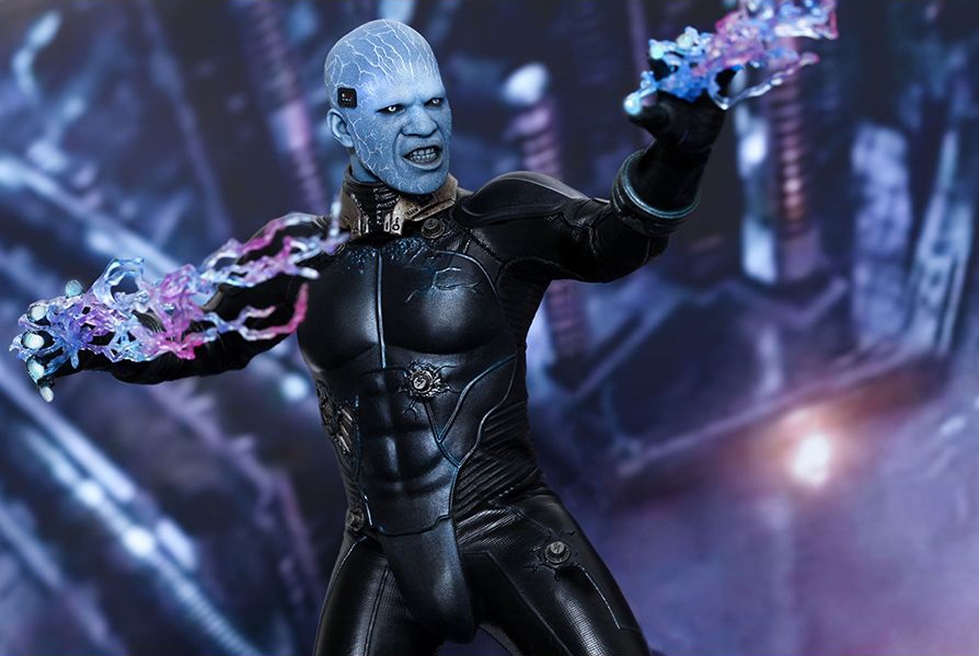 The Amazing Spider-Man 2 MMS246 Electro 1/6th Scale Collectible Figure + $175 BBTS Store Credit Bonus Gallery Image 13