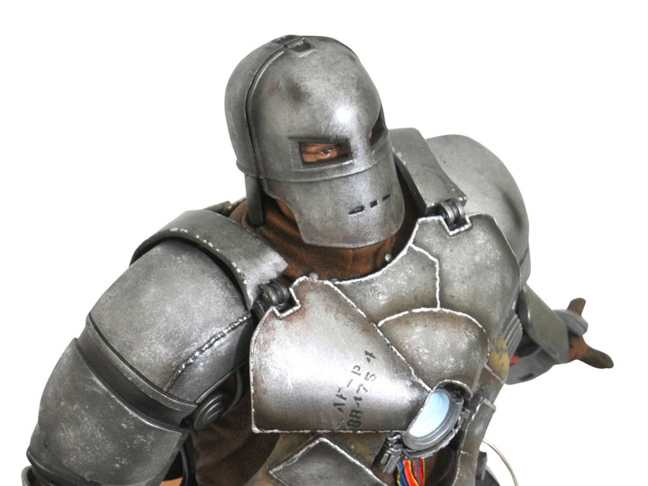 Iron Man Marvel Milestones Iron Man Mark I (10th Anniversary) Limited Edition Statue Gallery Image 1