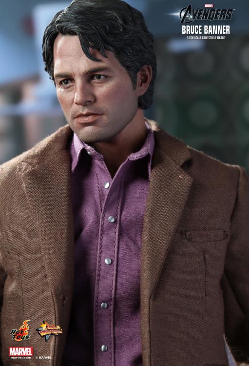 The Avengers MMS229 Bruce Banner 1/6th Scale Collectible Figure + $75 BBTS Store Credit Bonus Gallery Image 10
