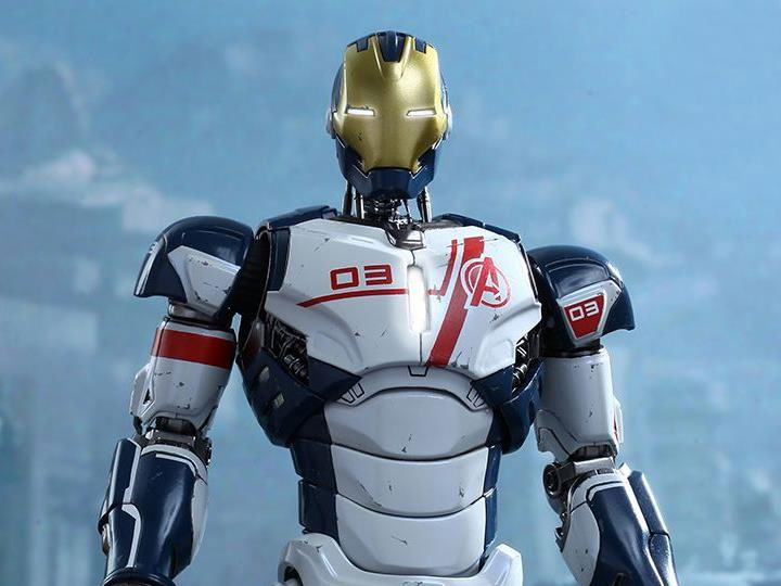 Avengers: Age of Ultron MMS299 Iron Legion 1/6th Scale Collectible Figure + $75 BBTS Store Credit Bonus Gallery Image 1