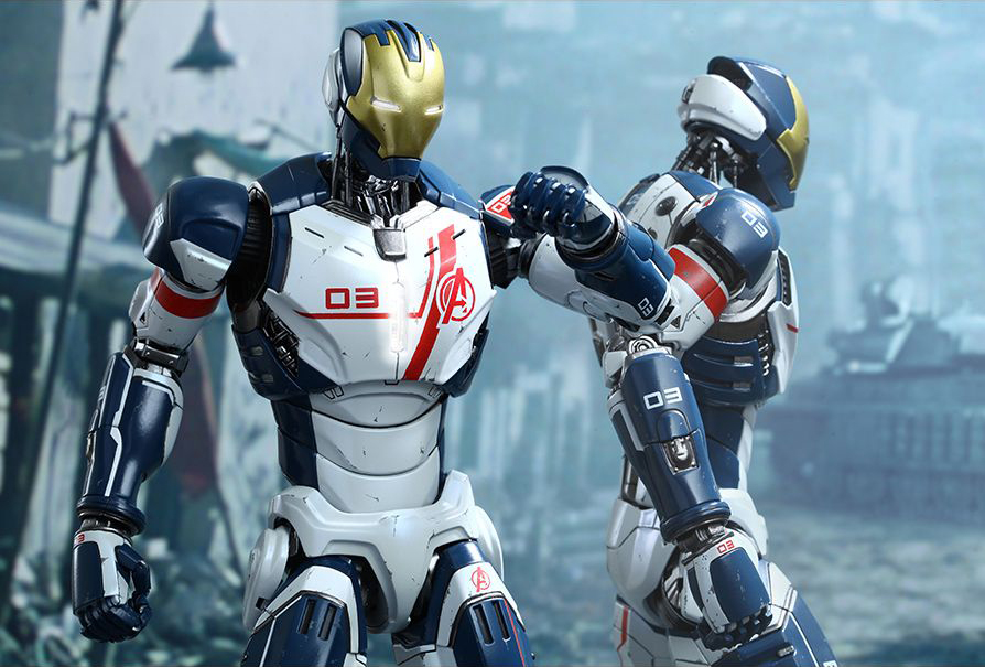 Avengers: Age of Ultron MMS299 Iron Legion 1/6th Scale Collectible Figure + $75 BBTS Store Credit Bonus Gallery Image 12