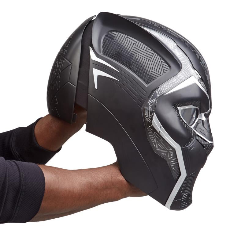 Marvel Legends Black Panther 1:1 Scale Wearable Helmet Gallery Image 9