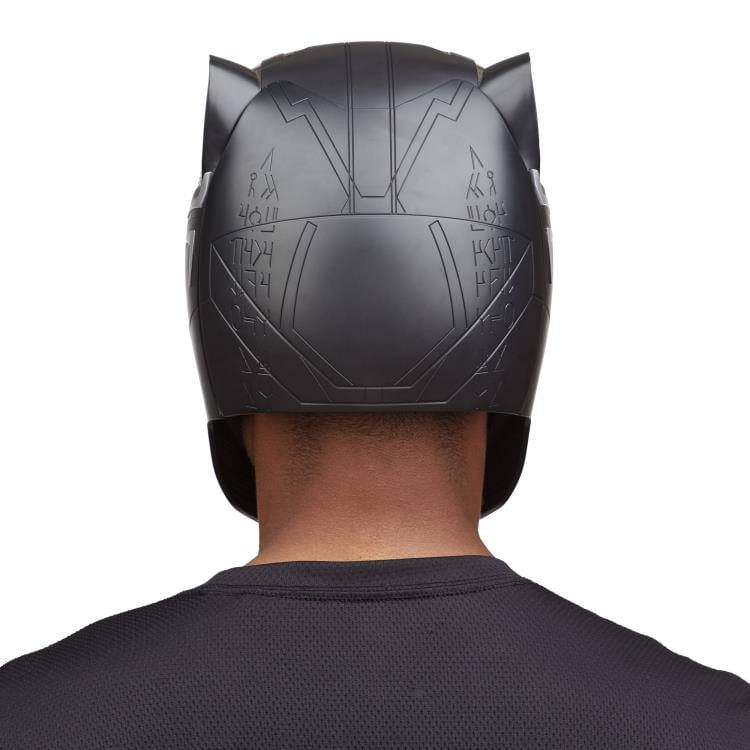 Marvel Legends Black Panther 1:1 Scale Wearable Helmet Gallery Image 10