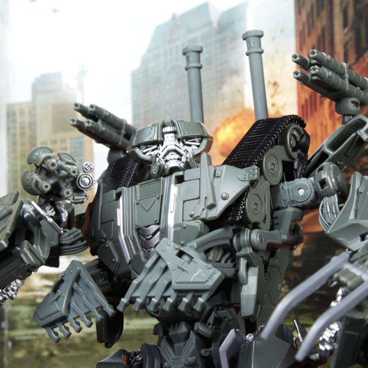 Transformers Studio Series 12 Voyager Brawl Gallery Image 5