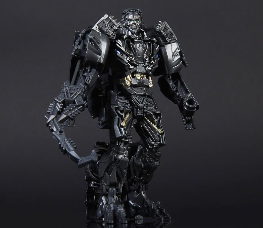Transformers Studio Series 11 Deluxe Lockdown Gallery Image 9
