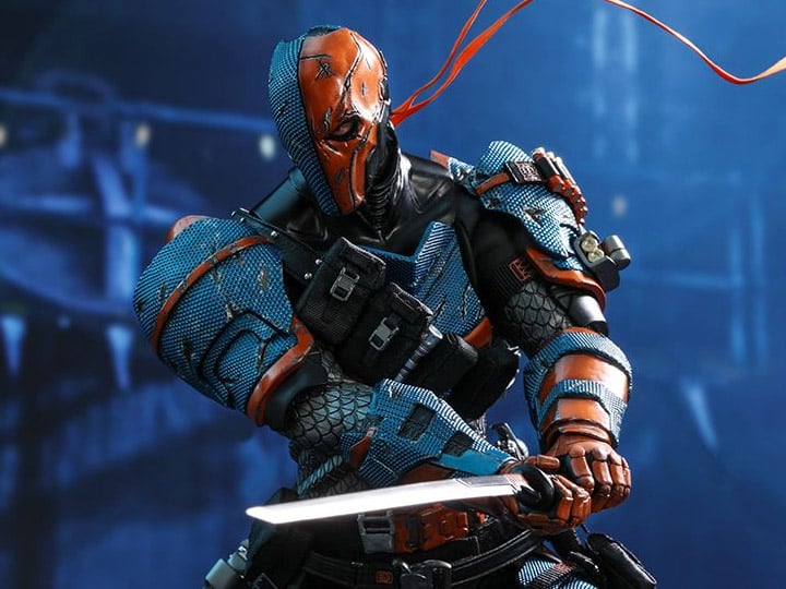 Batman: Arkham Origins VGM30 Deathstroke 1/6th Scale Collectible Figure Gallery Image 1