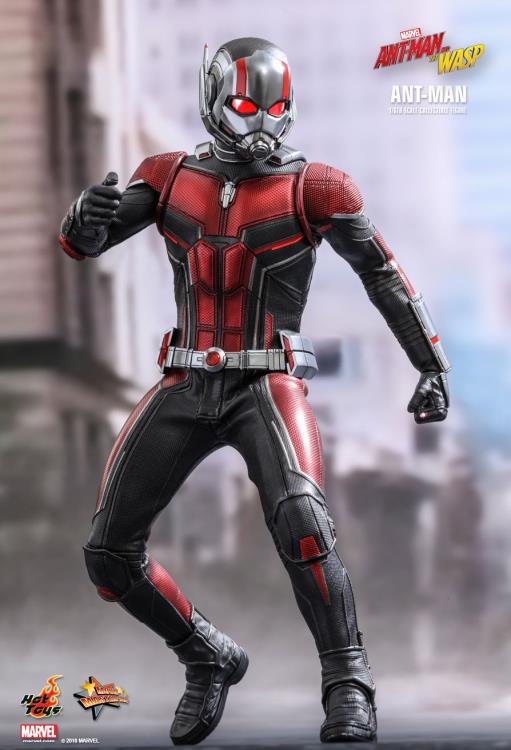 Ant-Man and the Wasp MMS497 Ant-Man 1/6th Scale Collectible Figure Gallery Image 3