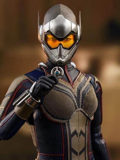 Ant-Man and the Wasp MMS498 Wasp 1/6th Scale Collectible Figure Gallery Image 2