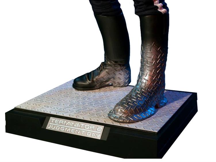 HD Masterpiece Terminator 2 - 1/4 Scale T-1000 Figure Gallery Image 4