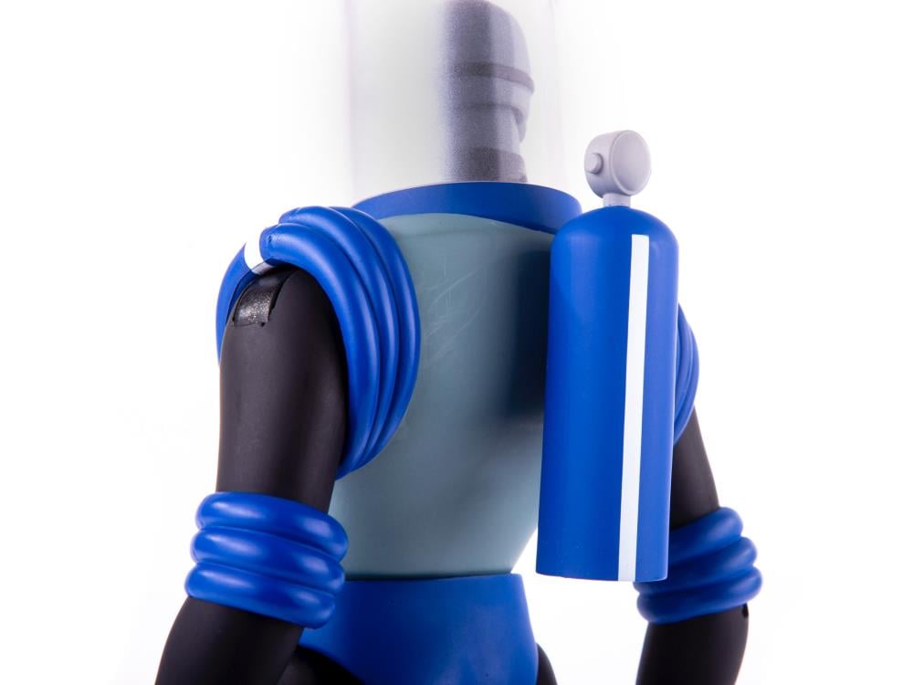 Batman: The Animated Series Mr. Freeze 1/6 Scale Figure Gallery Image 16