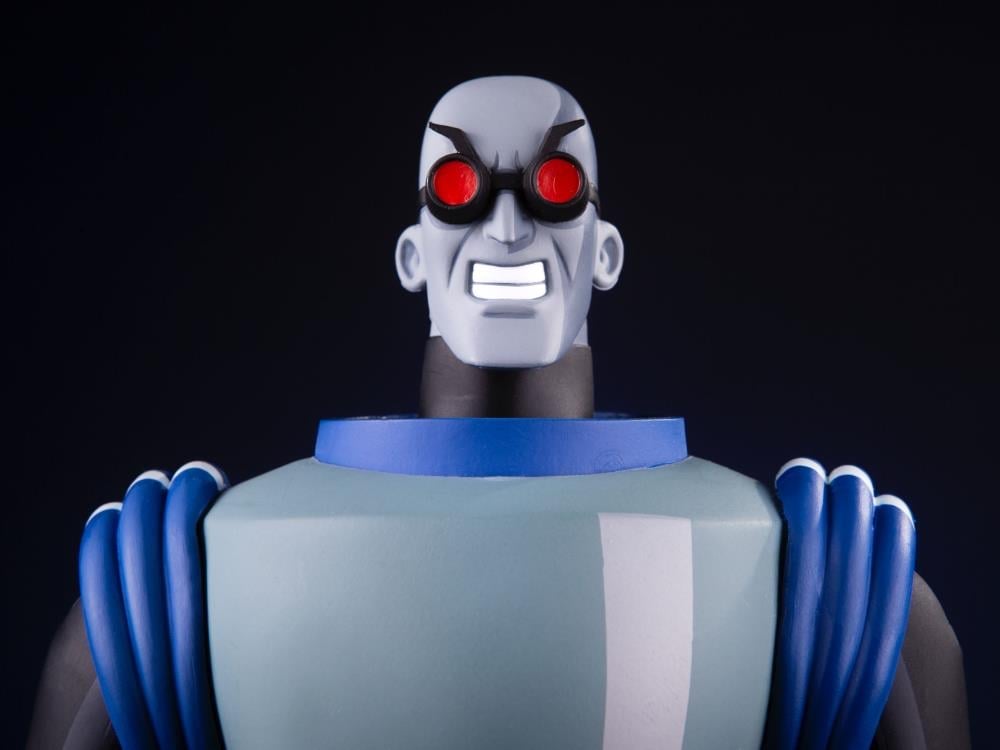Batman: The Animated Series Mr. Freeze 1/6 Scale Figure Gallery Image 11