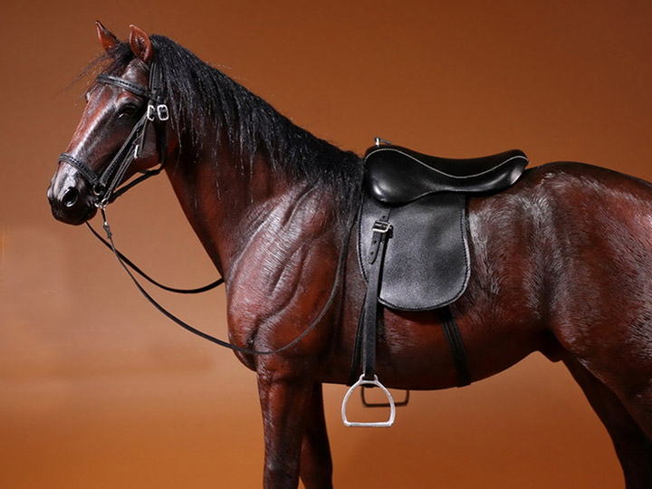 German Hanoverian Horse (Dark Brown) 1/6 Scale Figure Gallery Image 1