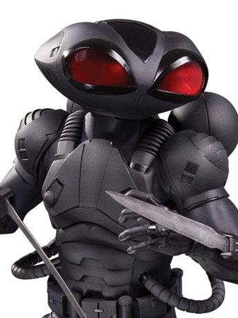 Aquaman Black Manta Statue Gallery Image 2