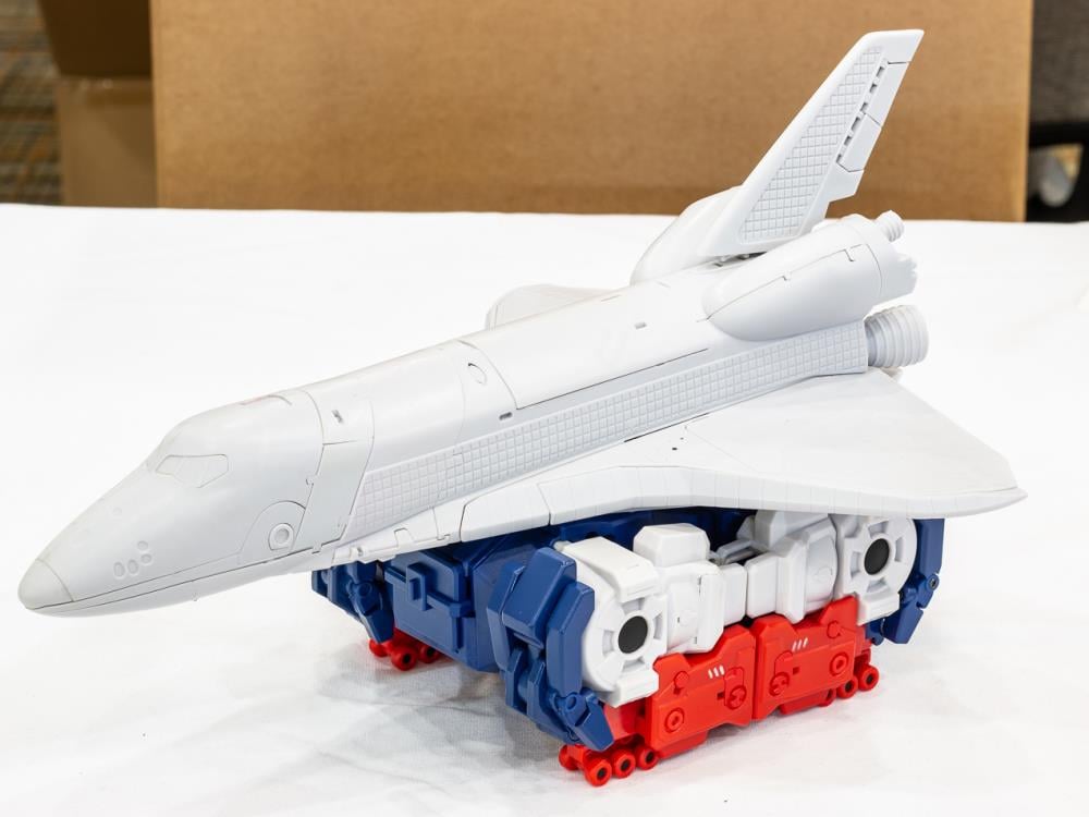 Reformatted R-35 Magna Gallery Image 13