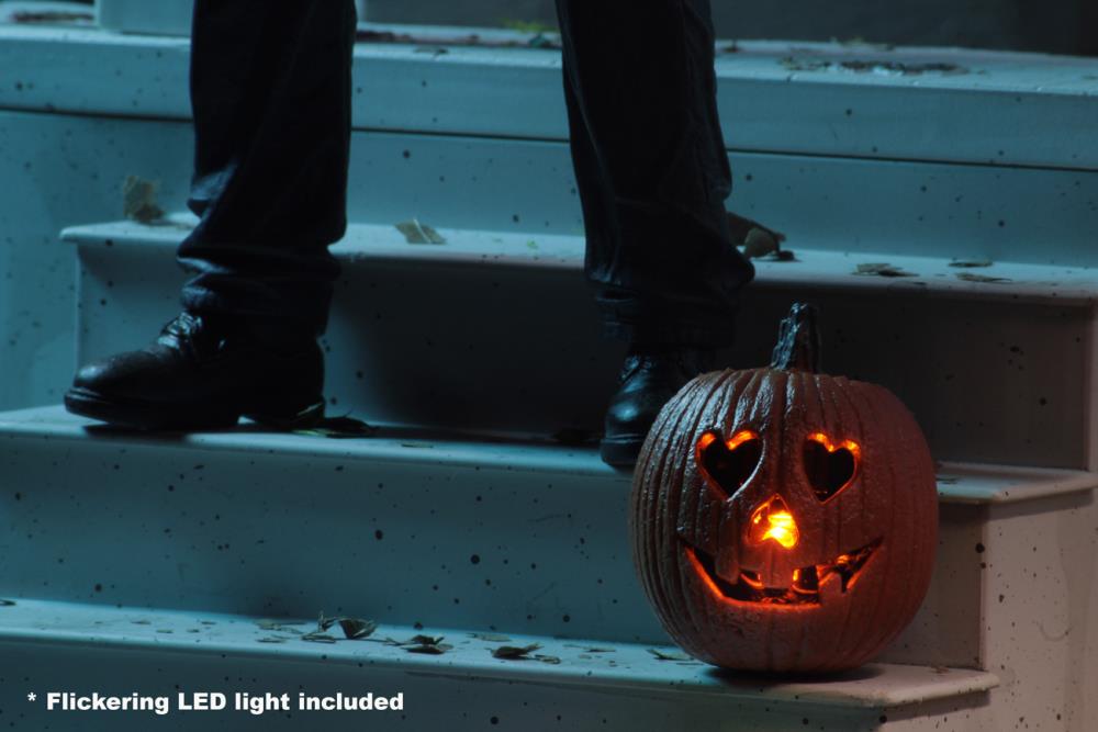 Halloween Ultimate Michael Myers Figure Gallery Image 14
