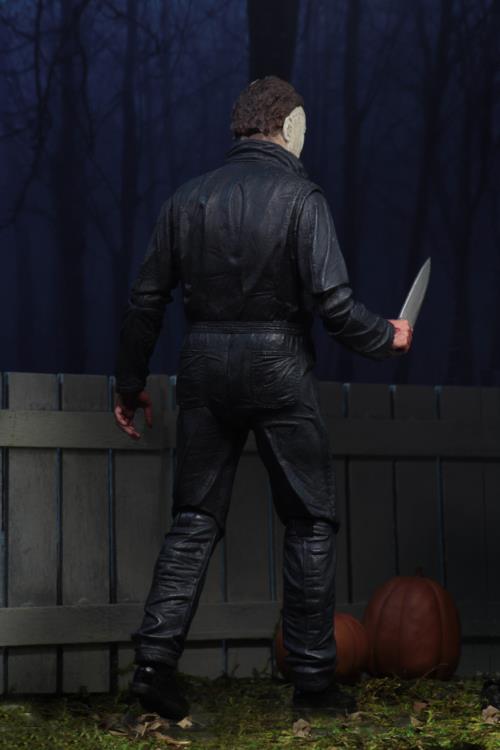 Halloween Ultimate Michael Myers Figure Gallery Image 5