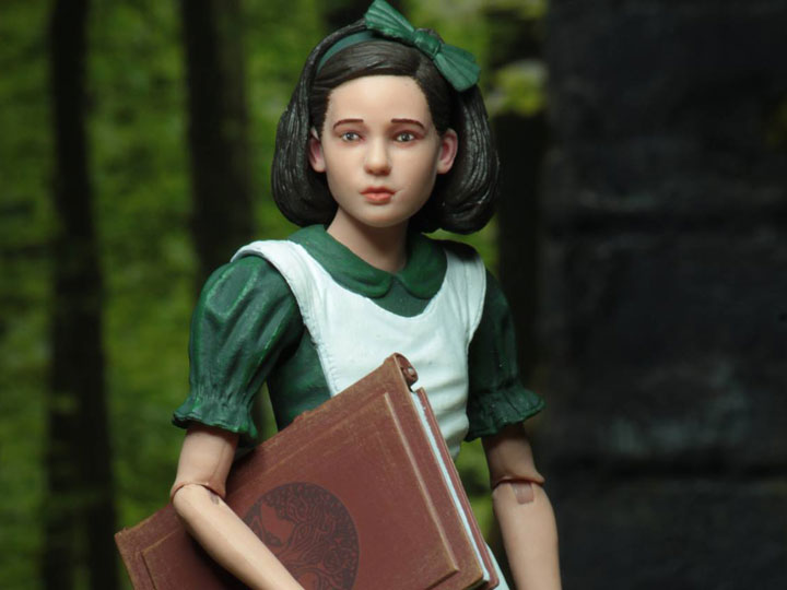 Pan's Labyrinth Guillermo del Toro Signature Collection Ofelia Gallery Image 1