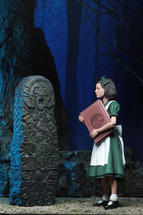 Pan's Labyrinth Guillermo del Toro Signature Collection Ofelia Gallery Image 4