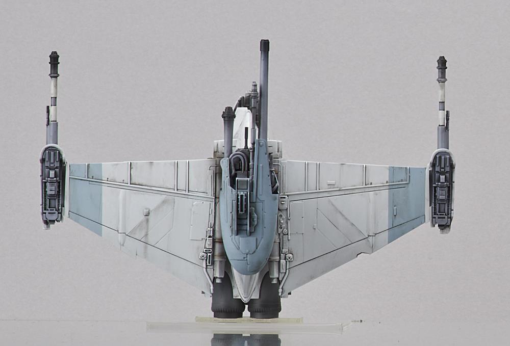 Star Wars B-Wing Starfighter 1/72 Scale SDCC 2018 Exclusive Model Kit Gallery Image 10