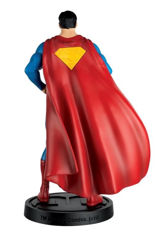 DC Superhero Best of Figure Collection #5 Superman Special Edition Mega Figurine Gallery Image 4