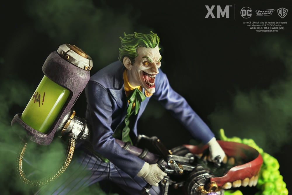 DC Rebirth Premium Collectibles Joker Statue Gallery Image 8