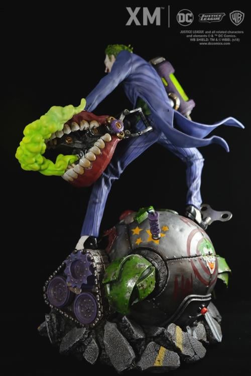 DC Rebirth Premium Collectibles Joker Statue Gallery Image 5