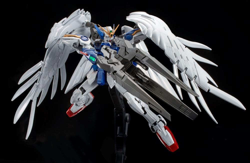 Gundam Wing: Endless Waltz RG Wing Gundam Zero & Drei Zwerg (Titanium Finish) Exclusive 1/144 Scale Model Kit Gallery Image 7