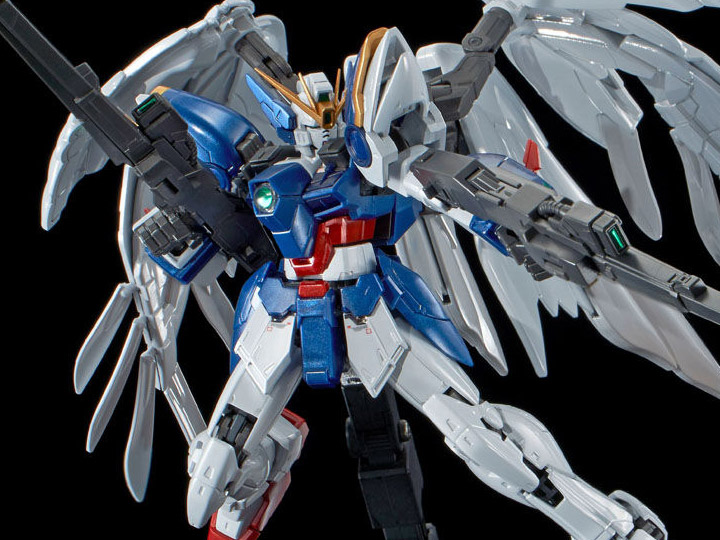 Gundam Wing: Endless Waltz RG Wing Gundam Zero & Drei Zwerg (Titanium Finish) Exclusive 1/144 Scale Model Kit Gallery Image 1